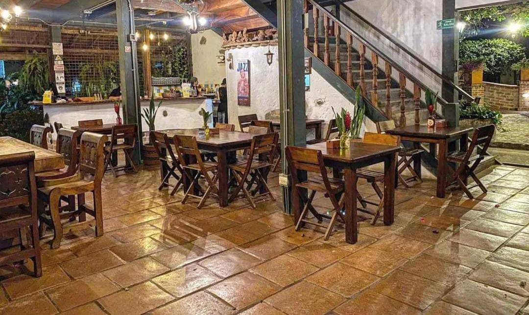 Hotel Y Restaurante Bienmesabe Santa Fe de Antioquia Exterior photo